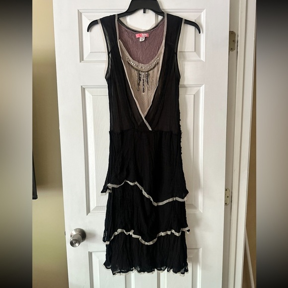 Lux black silk boho midi dress, size 7, boho glam, luxe casual, light, airy - Picture 1 of 8